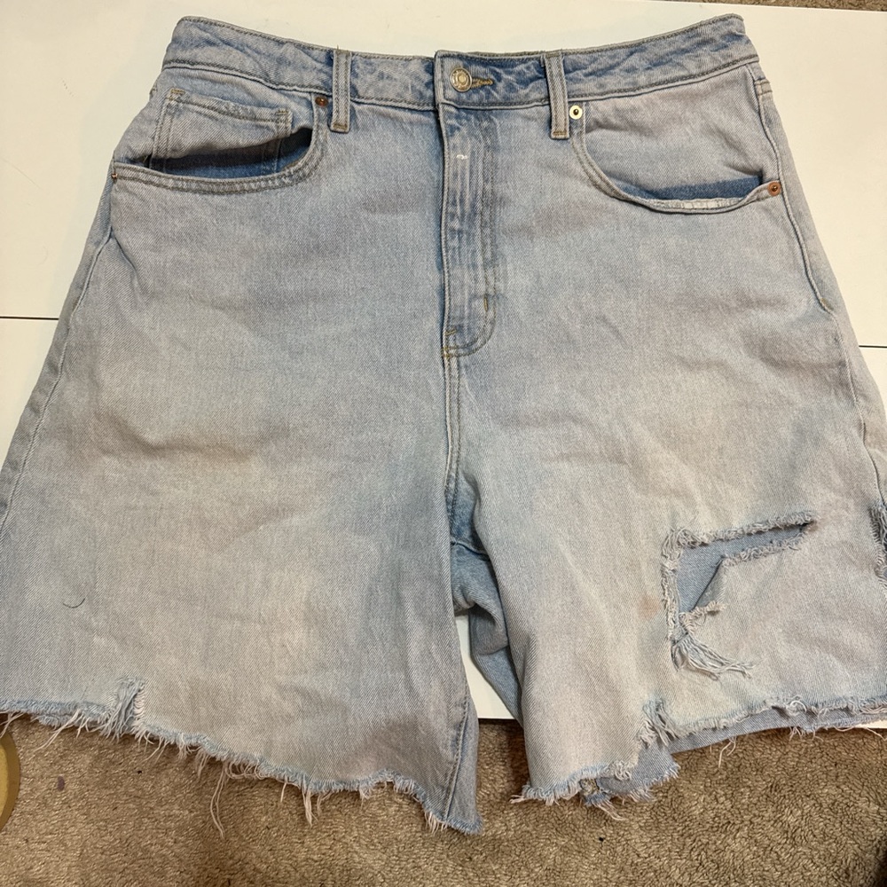 Source Unknown Blue Jean Shorts High-Waisted Distressed